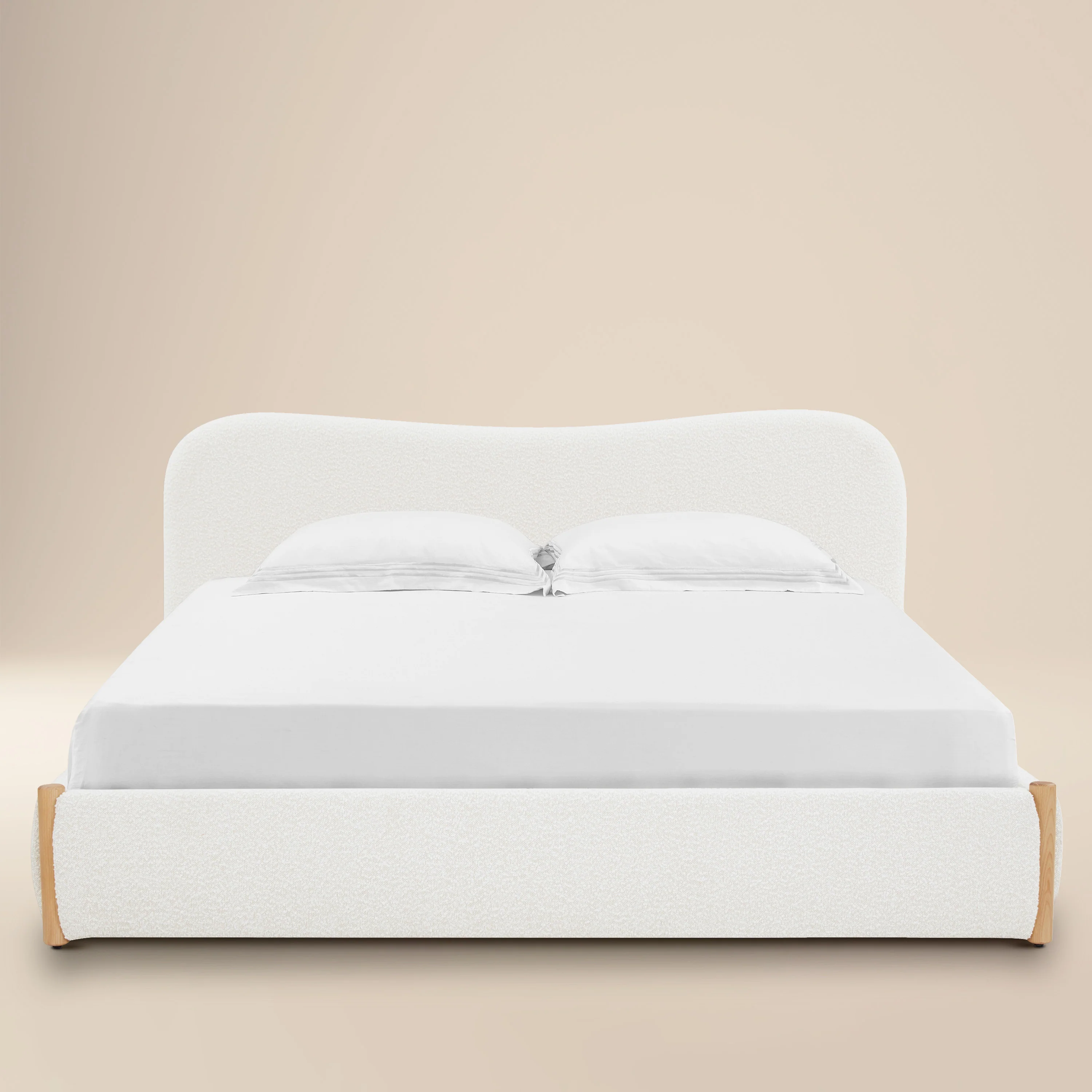 Hayde Bed | Froth White Boucle