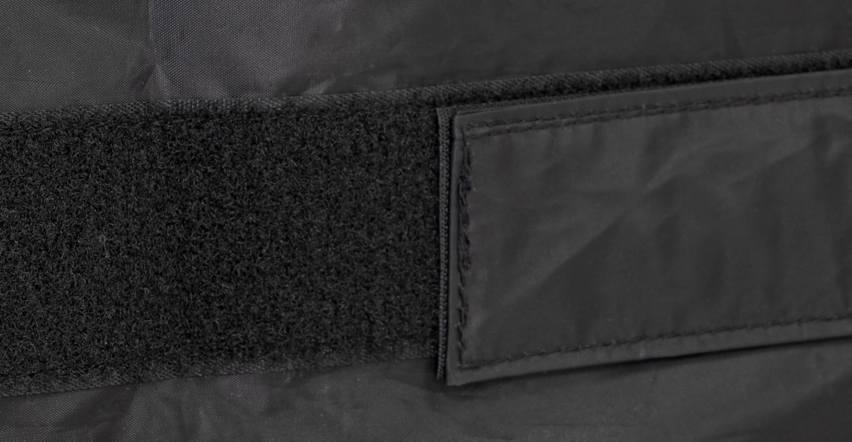 Puglia 90"x100" Corner Sectional Set - Protective Cover | Black - Image 5